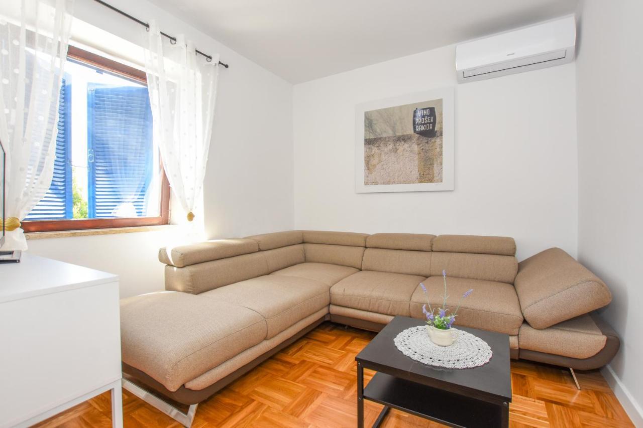Apartment Sidro Паг Экстерьер фото